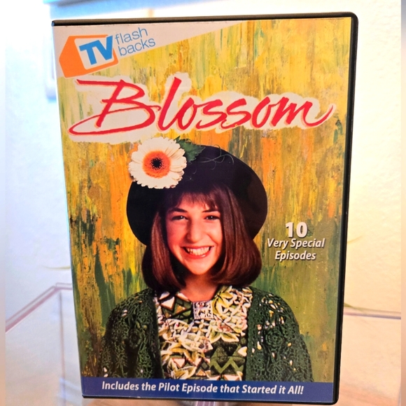Blossom TV Series DVD 📀 • 10 Episodes - Picture 1 of 7